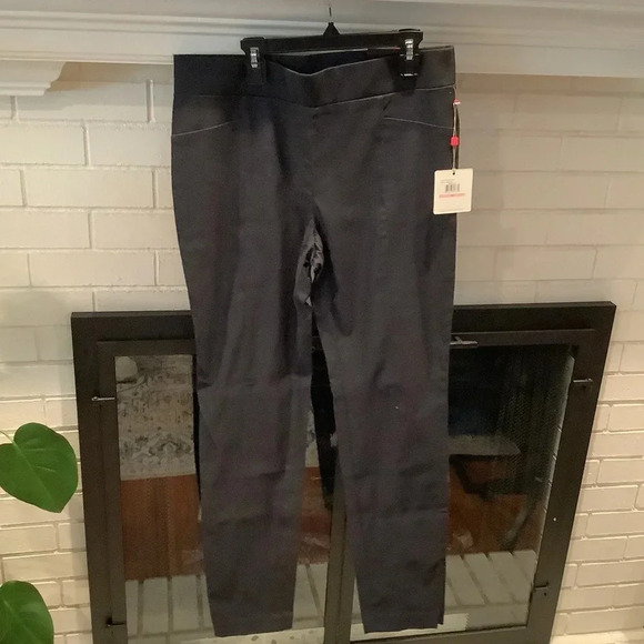 #192 NWT Rafaella Pull On Comfort Slimming Pant Size 10 - Picture 4 of 9